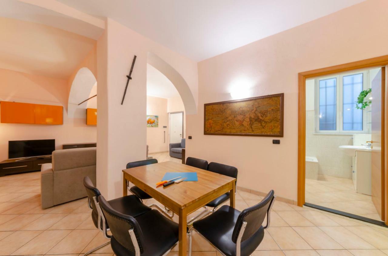 Апартаменти Joivy Warm Family Apt Near Porto Antico Генуя Екстер'єр фото